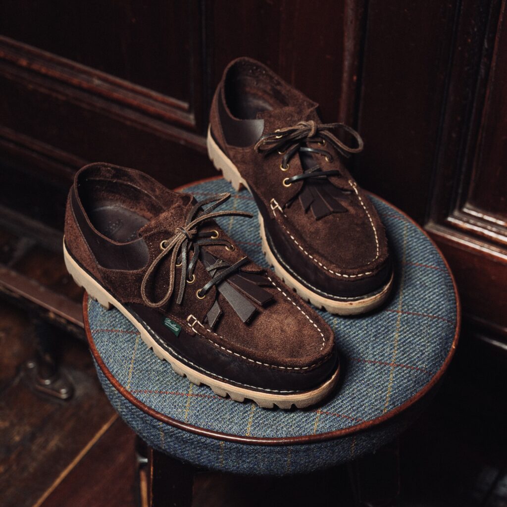 Chaussures Paraboot Thiers en cuir brun profond coloris Café, créées en collaboration avec Universal Works.