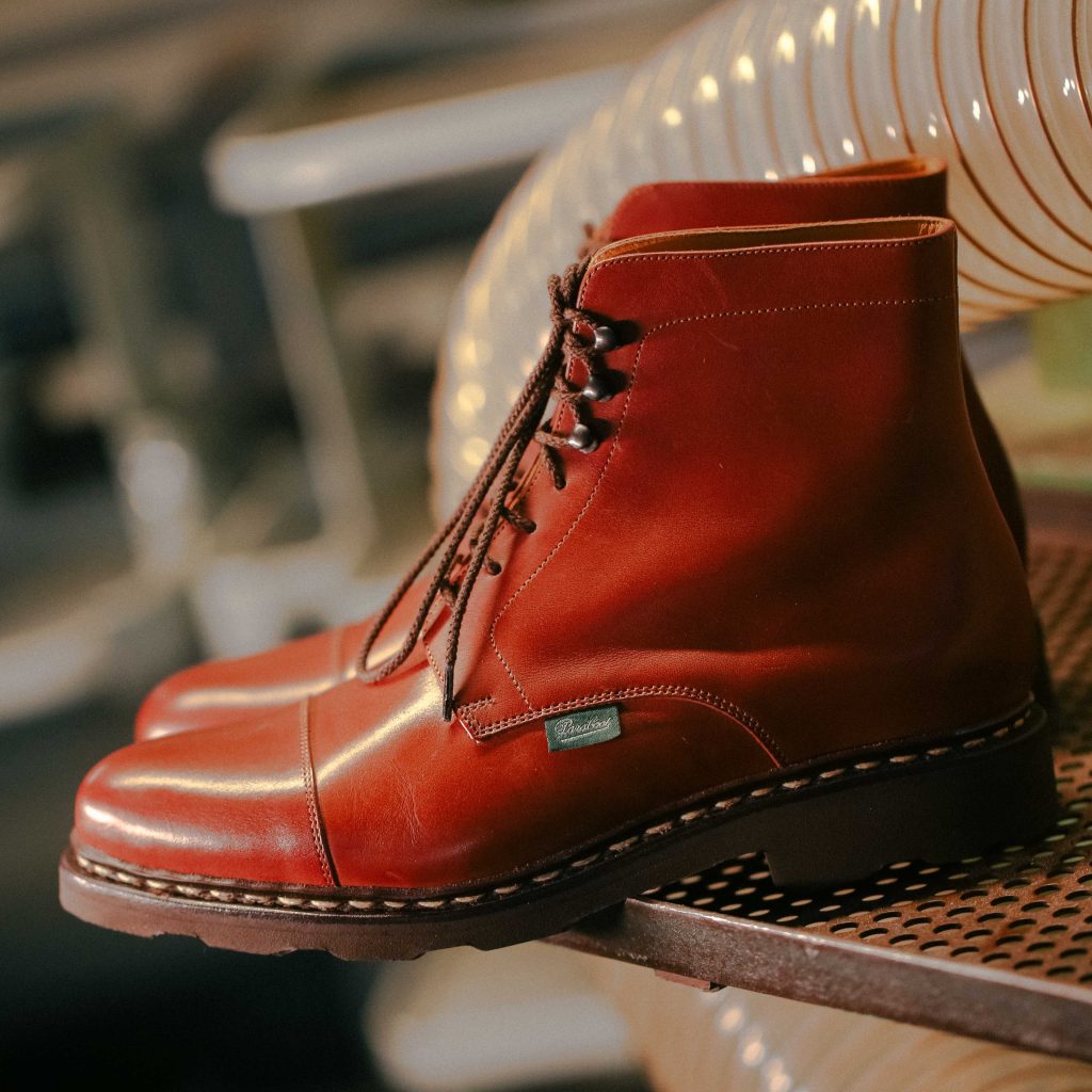 Bottine marron femme Paraboot modèle Clamart en cuir lisse fauve.